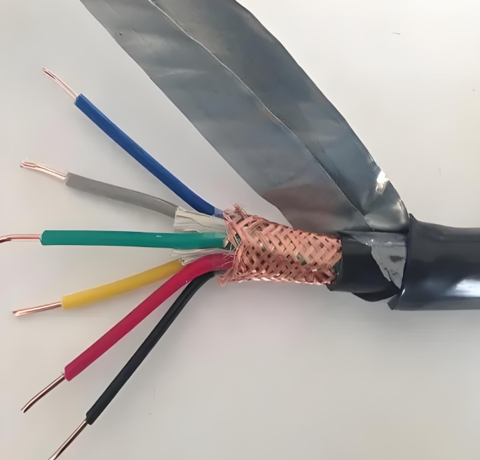 特種電線電纜的用途特殊，使用場合特殊.jpg